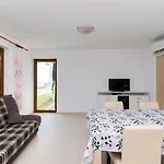 Guesthouse Lopar Apartment Lopar