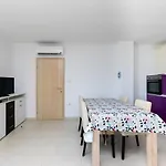Guesthouse Lopar Apartment